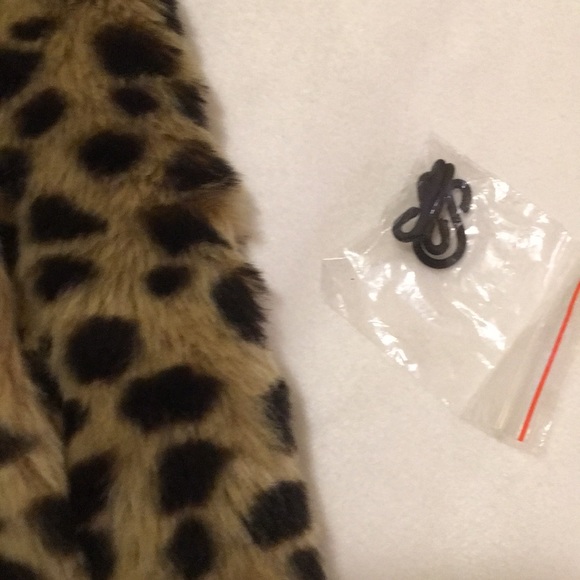 NWOT Tulle Brand Animal Print Faux Fur Vest - Picture 6 of 8